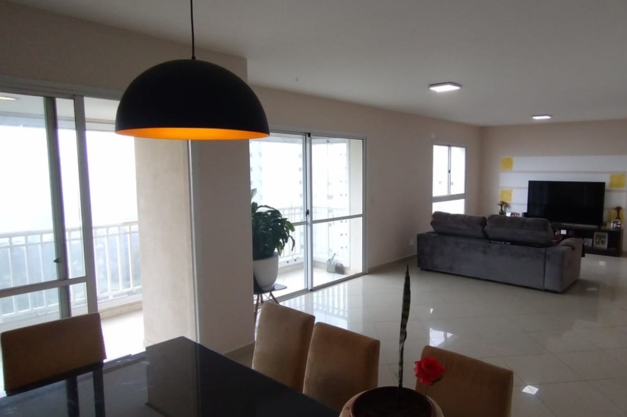 Apartamento, 3 quartos, 150 m² - Foto 1