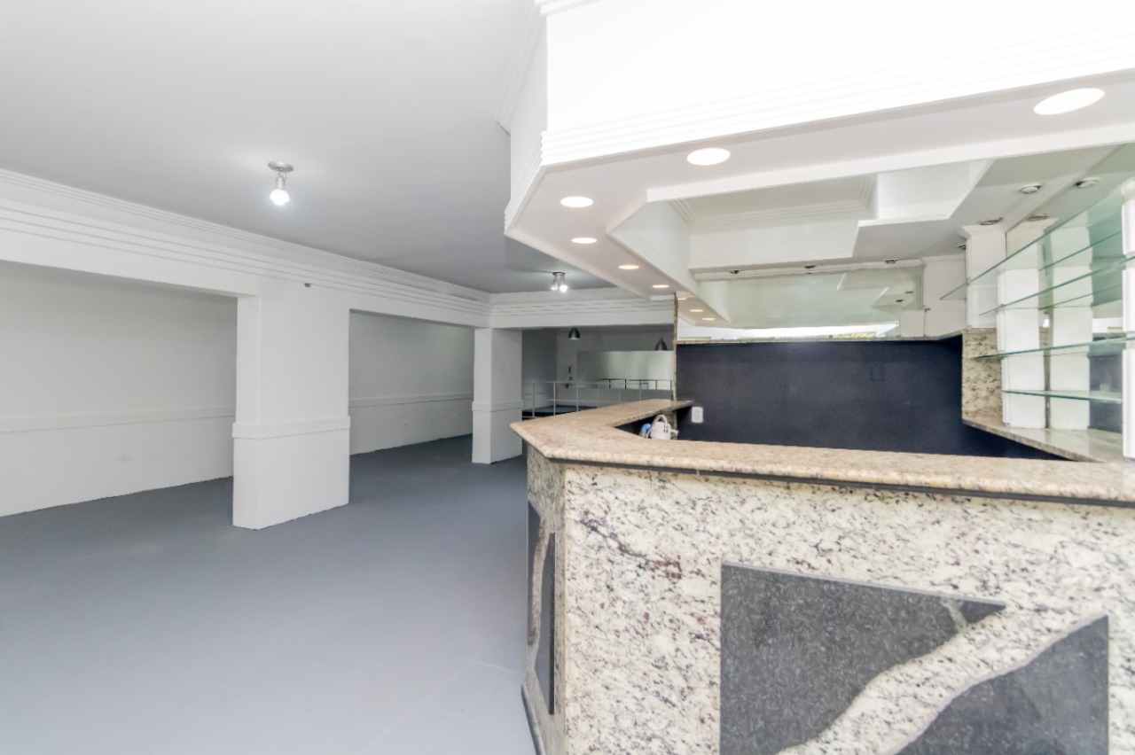 Prédio Inteiro, 560 m² - Foto 1