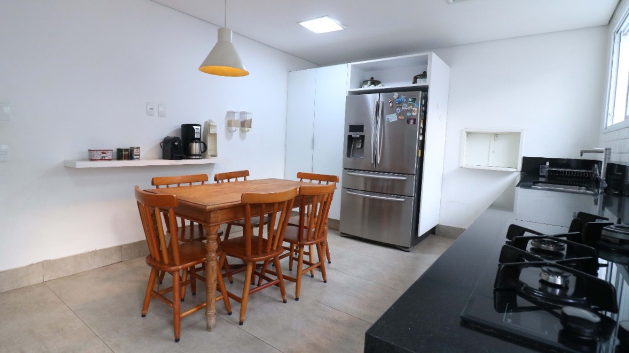 Casa, 4 quartos, 350 m² - Foto 15