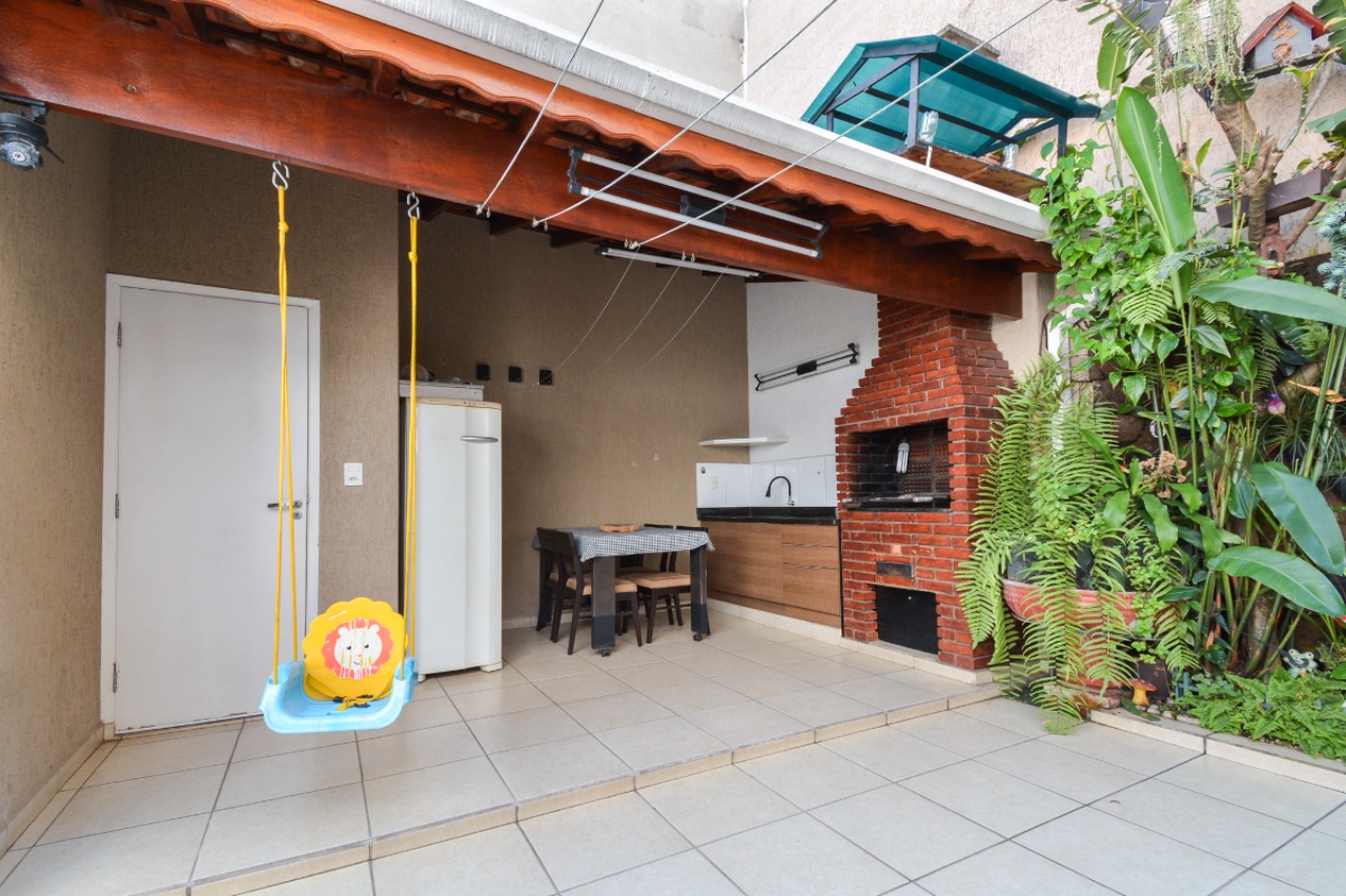 Casa, 4 quartos, 201 m² - Foto 1