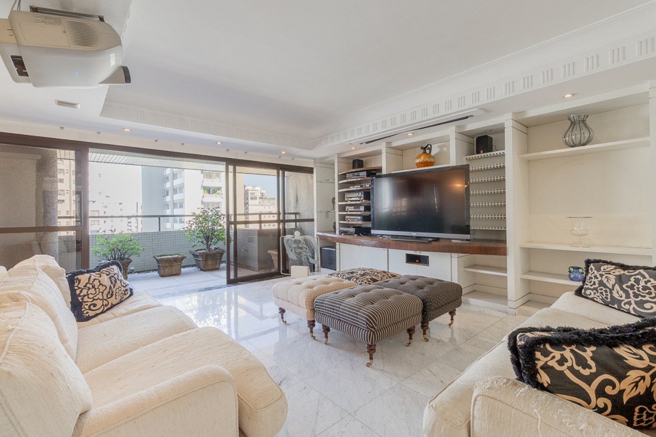 Apartamento, 3 quartos, 444 m² - Foto 1