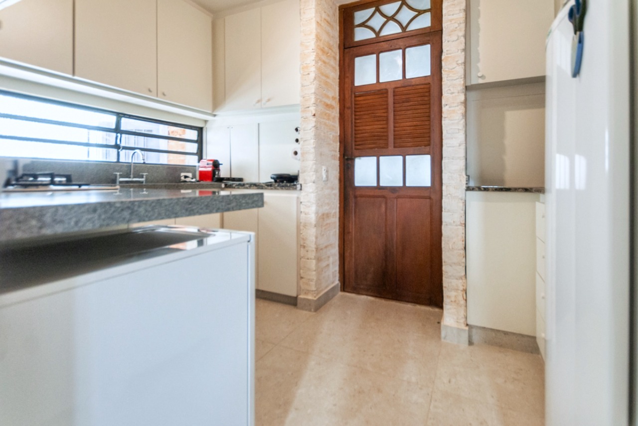 Casa, 3 quartos, 230 m² - Foto 14