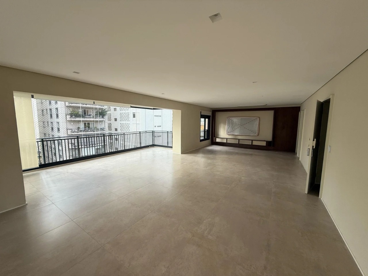 Apartamento, 3 quartos, 210 m² - Foto 1