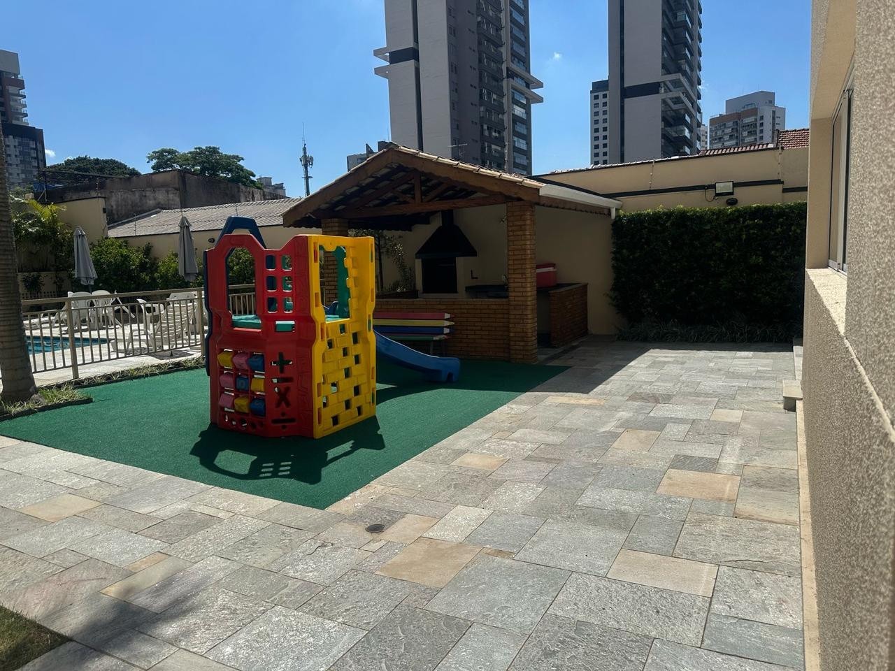 Apartamento, 3 quartos, 100 m² - Foto 3
