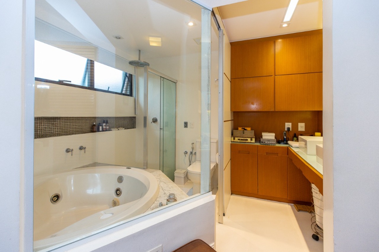 Apartamento, 3 quartos, 205 m² - Foto 33