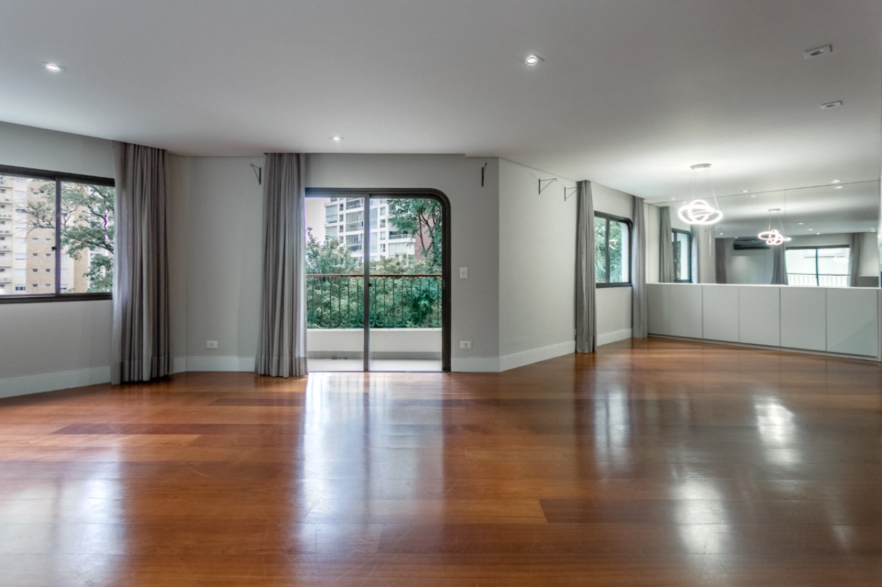 Apartamento, 3 quartos, 200 m² - Foto 2