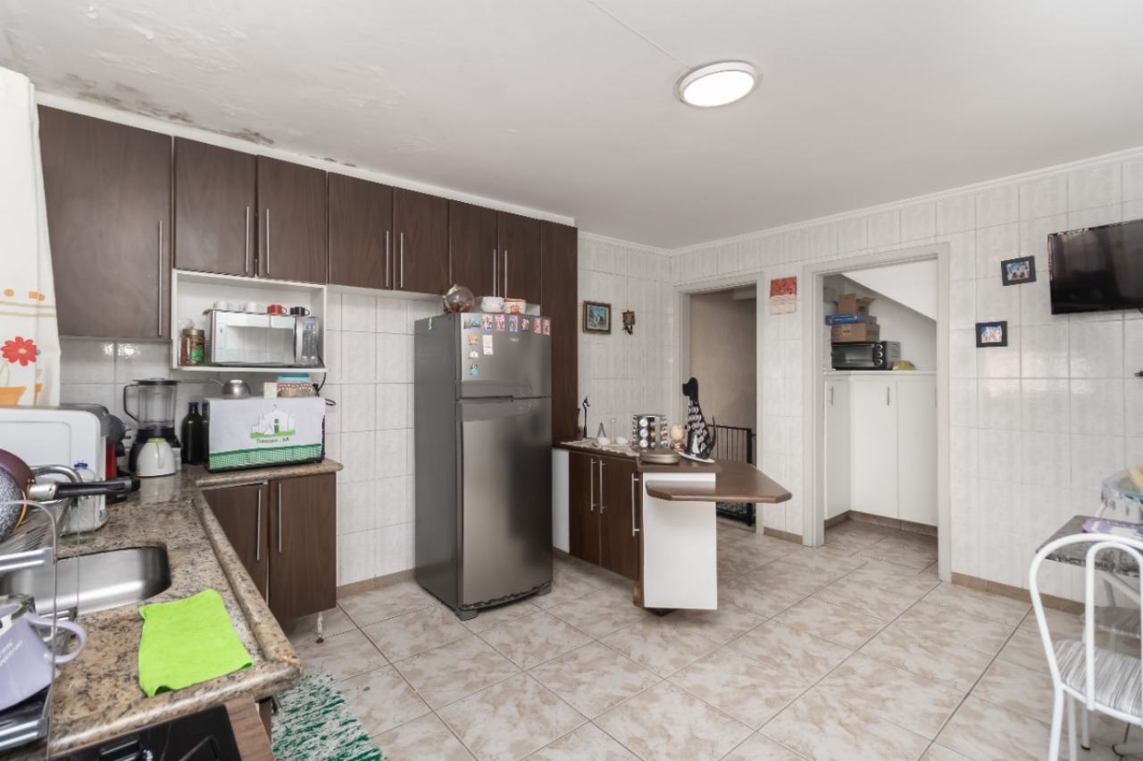 Casa, 2 quartos, 225 m² - Foto 3
