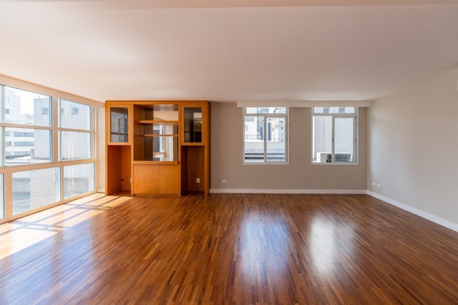 Apartamento, 4 quartos, 272 m² - Foto 3