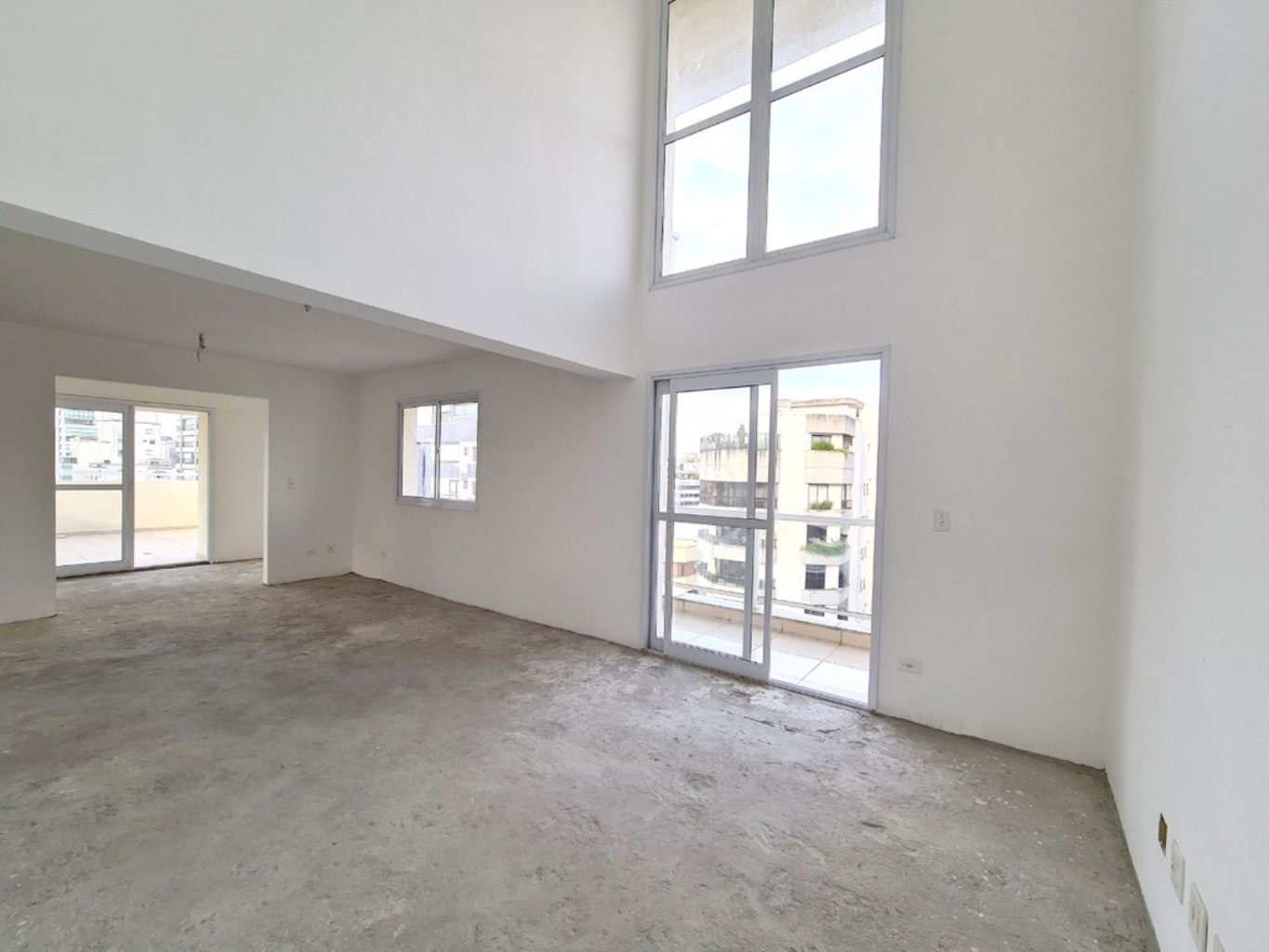 Cobertura, 4 quartos, 240 m² - Foto 2