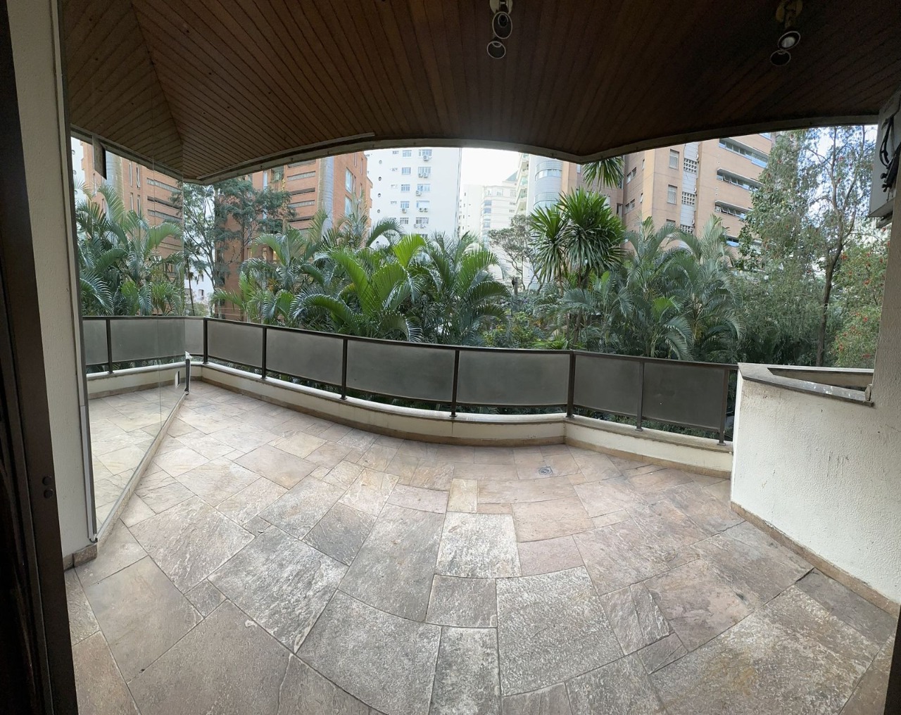 Apartamento, 3 quartos, 200 m² - Foto 1