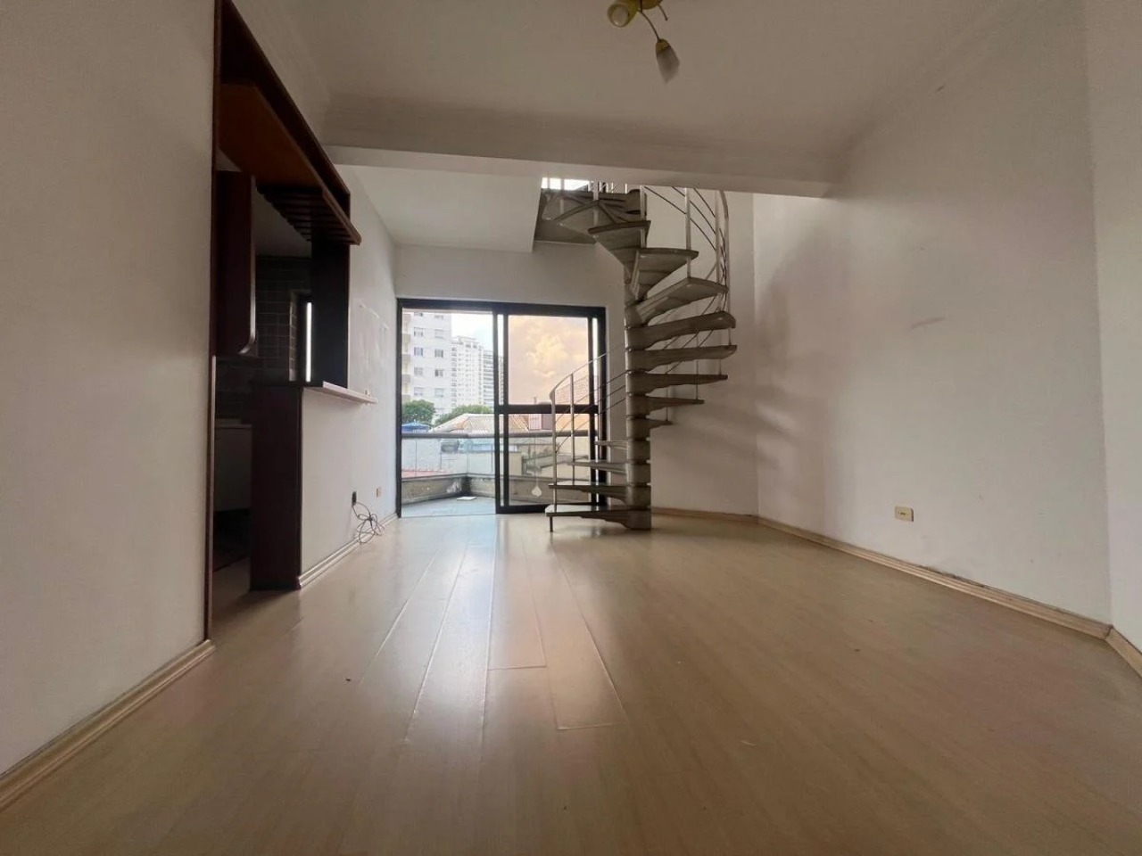Apartamento, 1 quarto, 60 m² - Foto 2