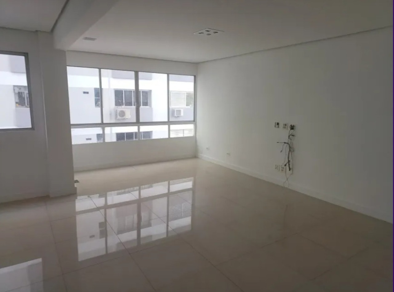 Apartamento, 3 quartos, 100 m² - Foto 2