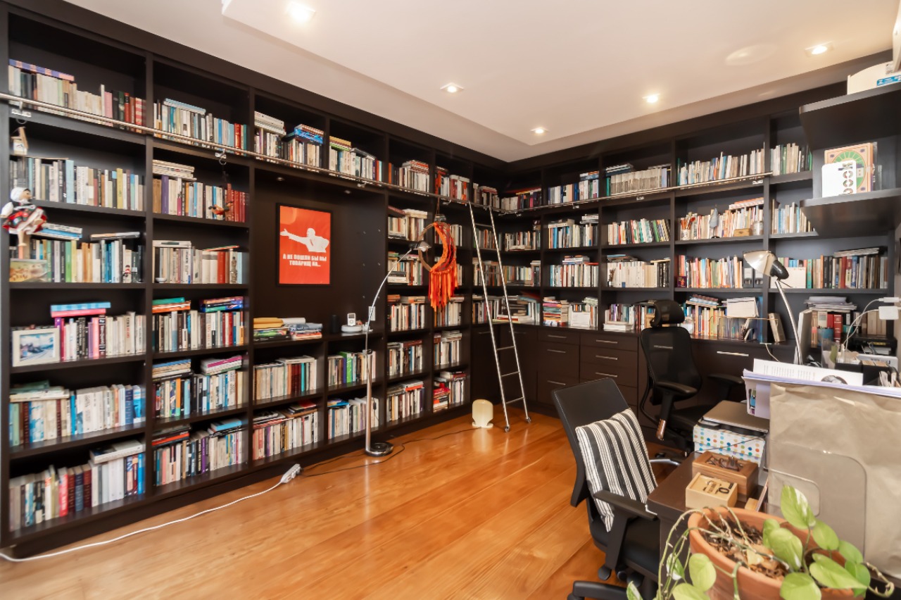 Apartamento, 3 quartos, 210 m² - Foto 2