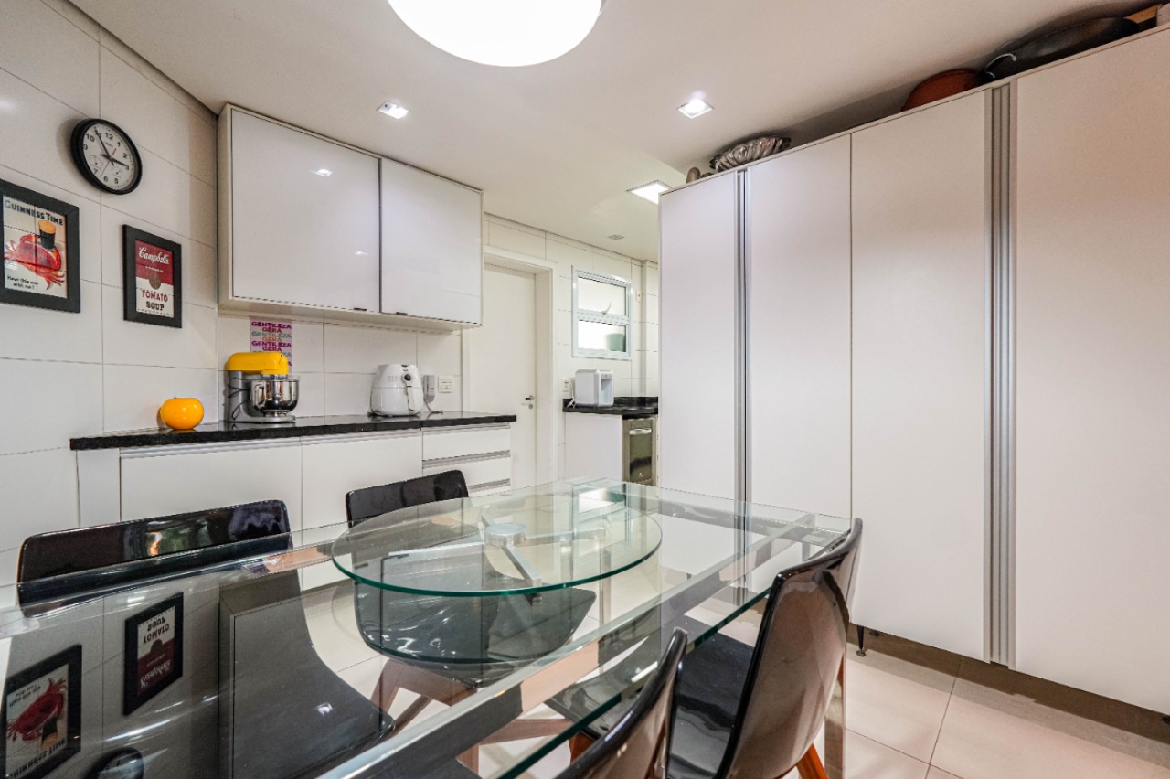 Apartamento, 4 quartos, 250 m² - Foto 41