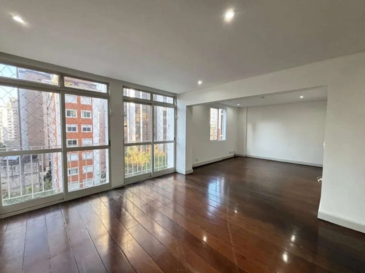 Apartamento, 3 quartos, 150 m² - Foto 2