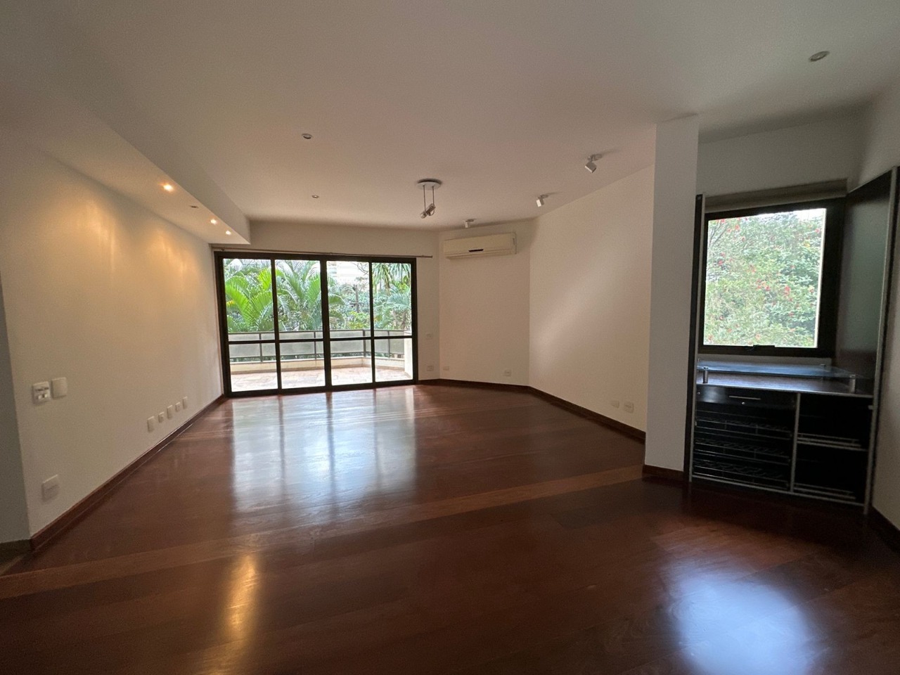 Apartamento, 3 quartos, 200 m² - Foto 4