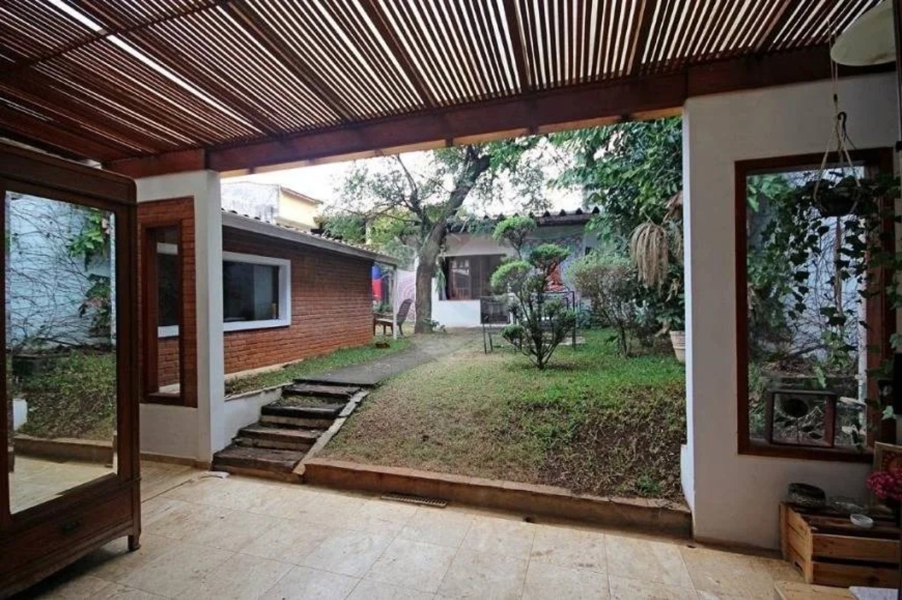 Casa, 3 quartos, 300 m² - Foto 1