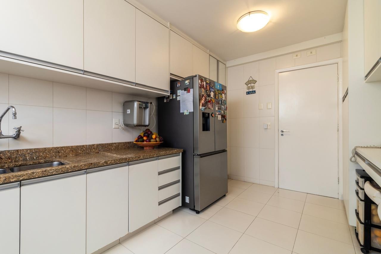 Apartamento, 3 quartos, 260 m² - Foto 9