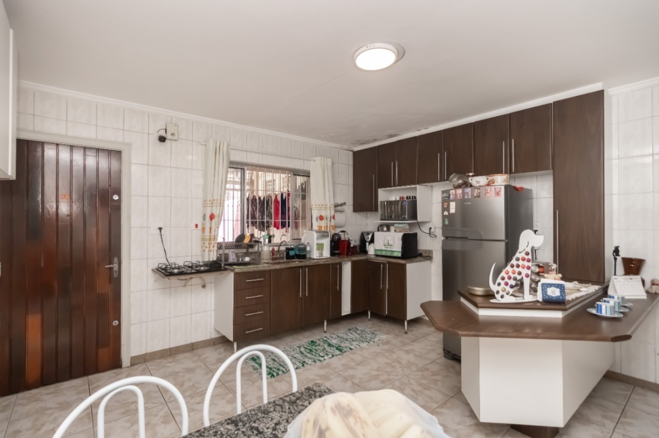 Casa, 2 quartos, 225 m² - Foto 2