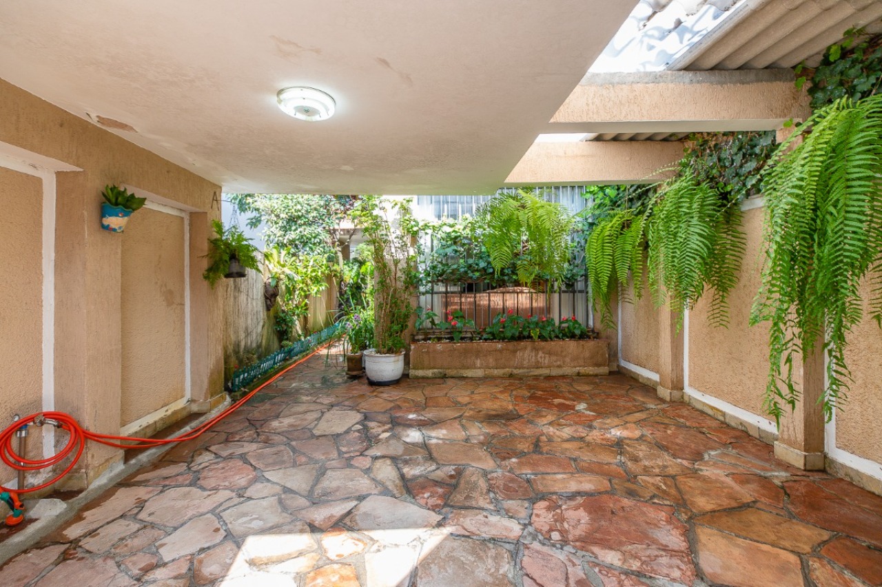 Casa, 4 quartos, 250 m² - Foto 1