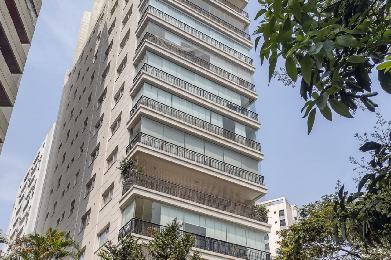 Apartamento, 3 quartos, 222 m² - Foto 1