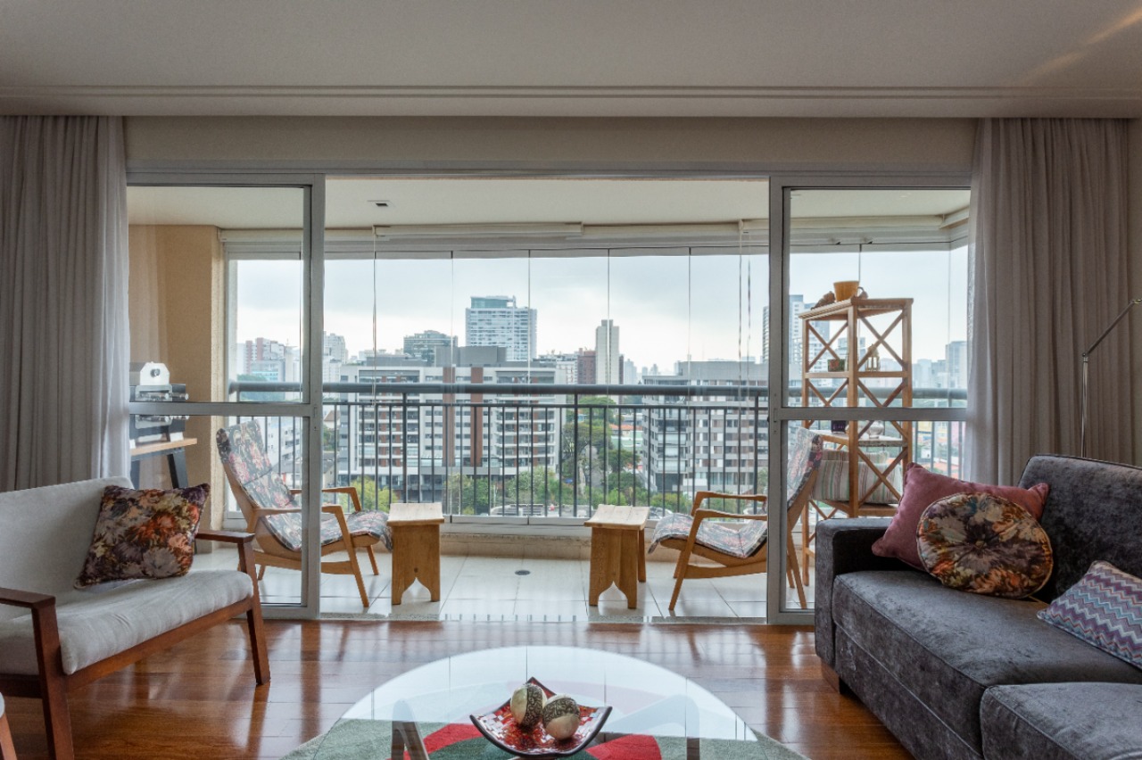 Apartamento, 3 quartos, 131 m² - Foto 2