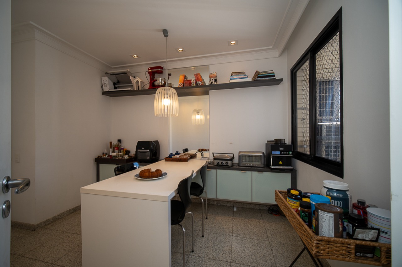 Apartamento, 3 quartos, 250 m² - Foto 31