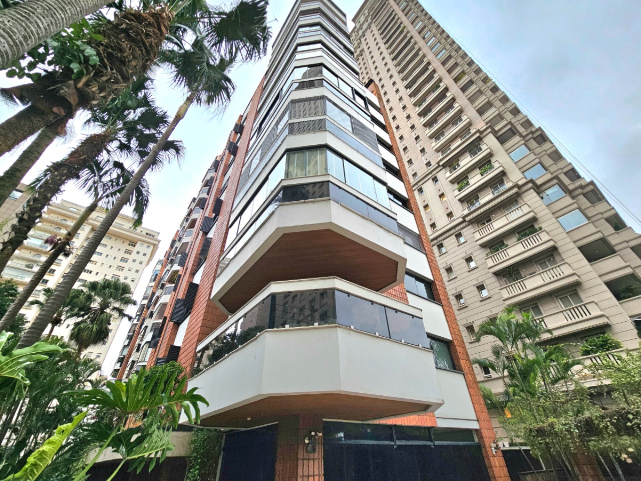 Apartamento, 3 quartos, 160 m² - Foto 2