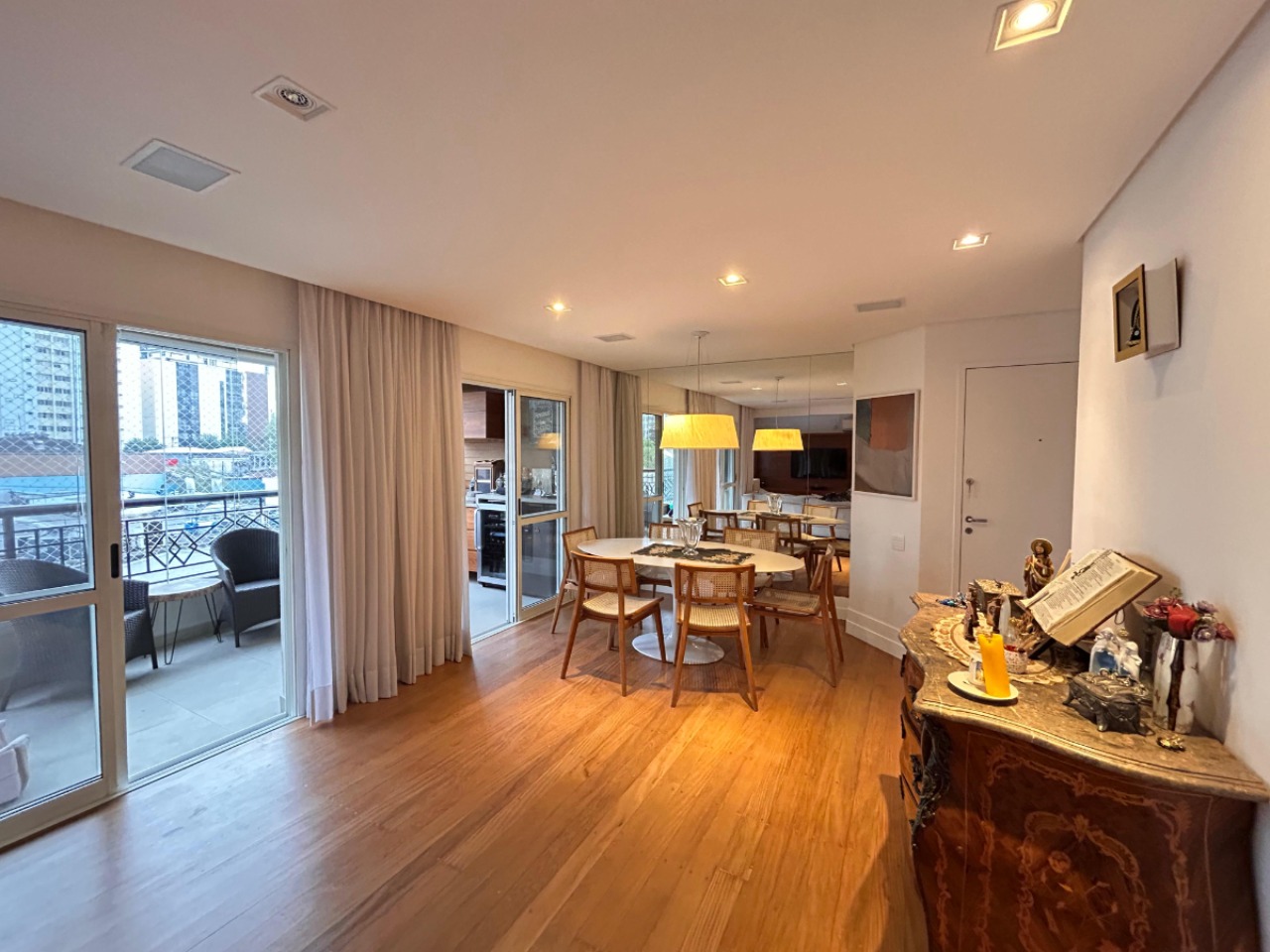 Apartamento, 3 quartos, 130 m² - Foto 3
