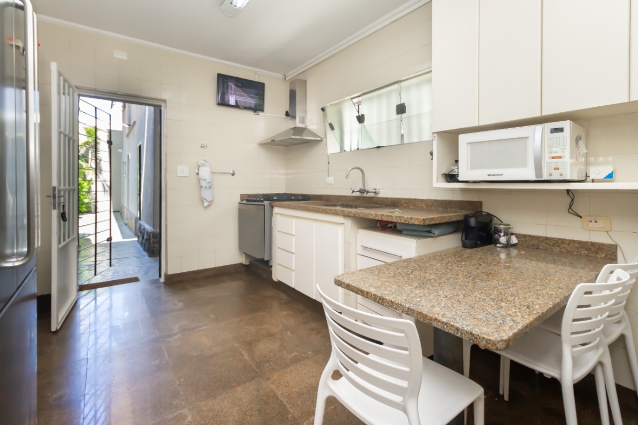 Casa, 4 quartos, 300 m² - Foto 13