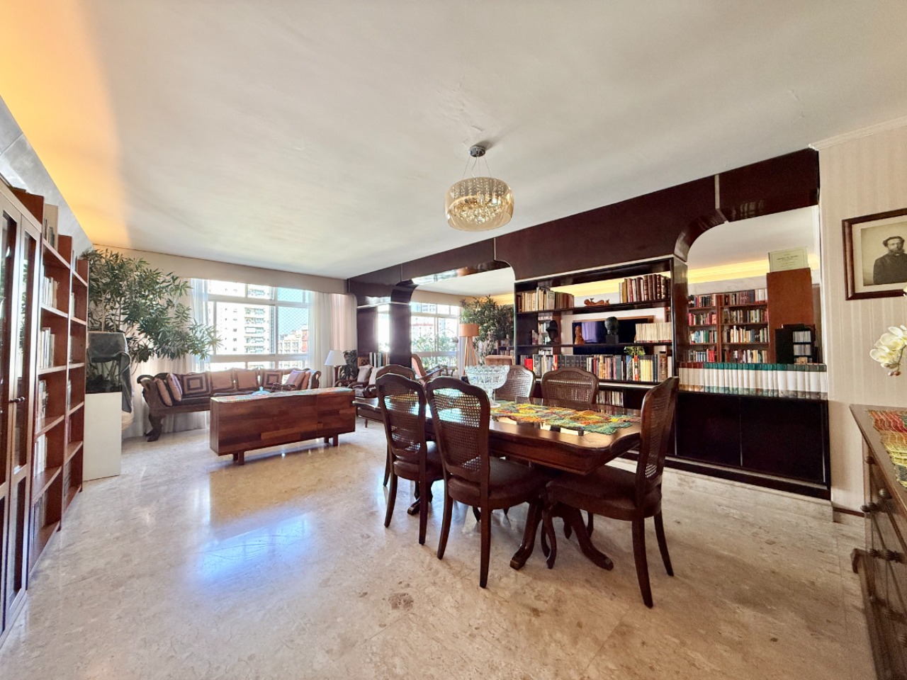 Apartamento, 3 quartos, 260 m² - Foto 3