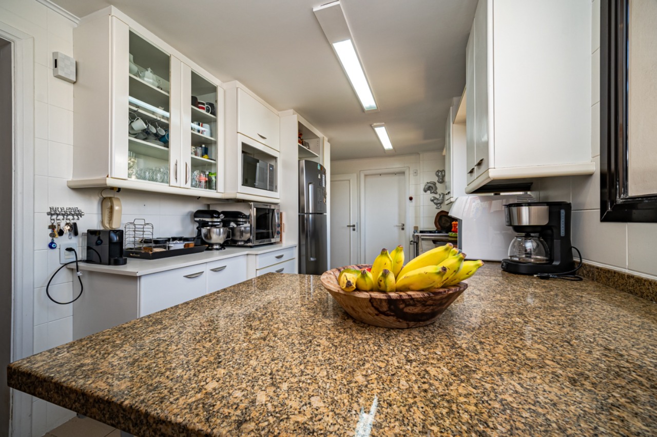 Apartamento, 4 quartos, 220 m² - Foto 13