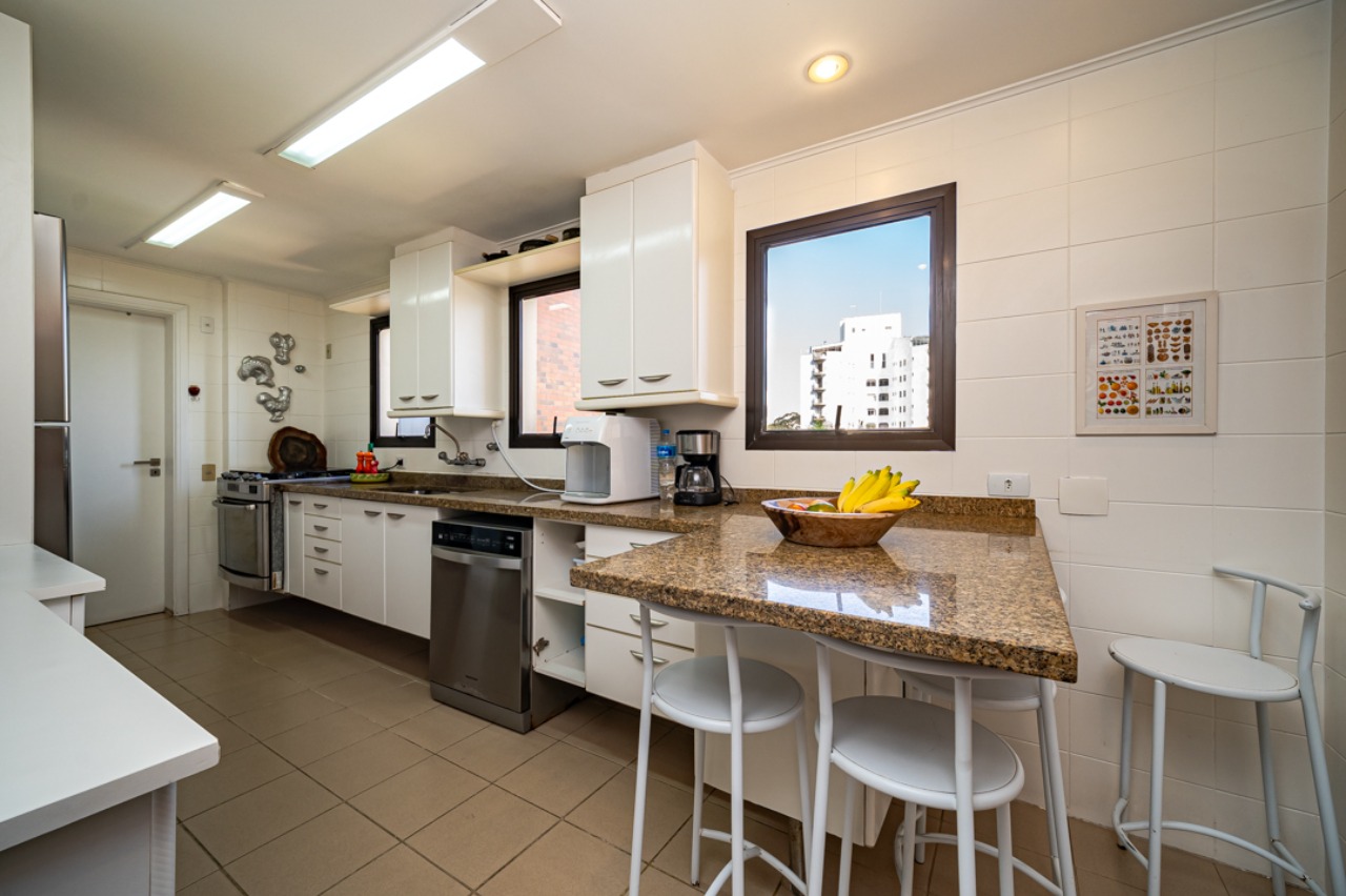 Apartamento, 4 quartos, 220 m² - Foto 12