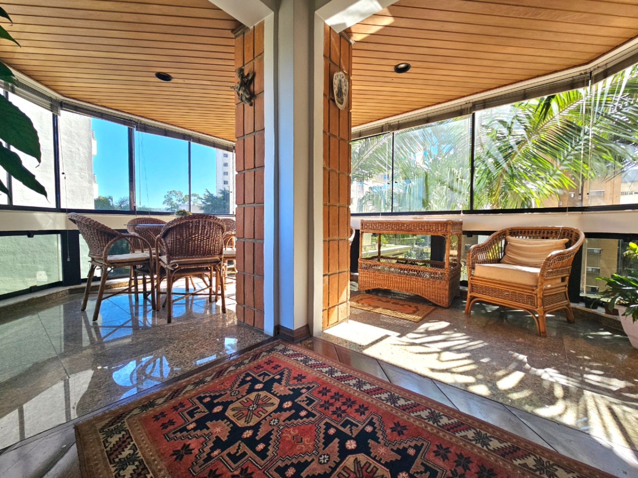 Apartamento, 3 quartos, 160 m² - Foto 1