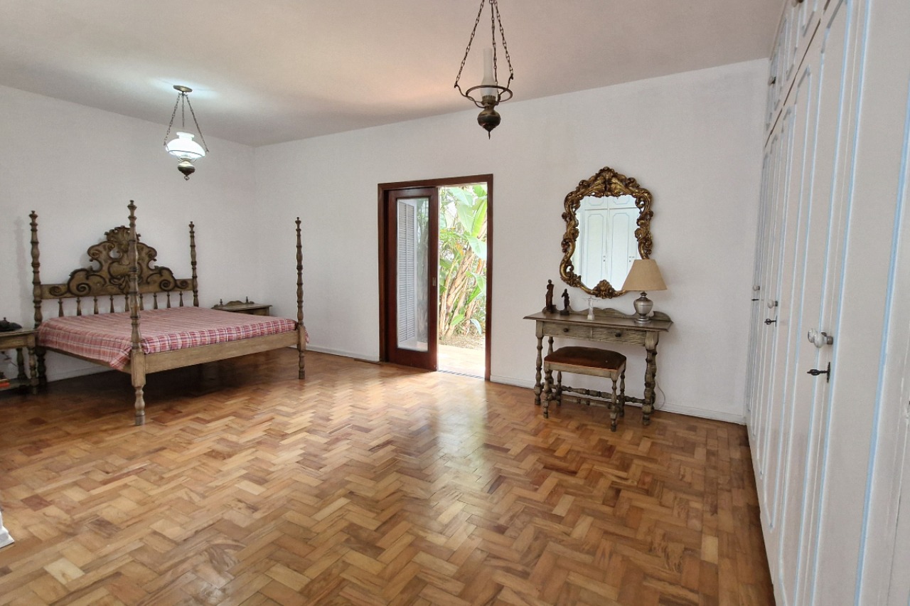 Casa, 4 quartos, 380 m² - Foto 32