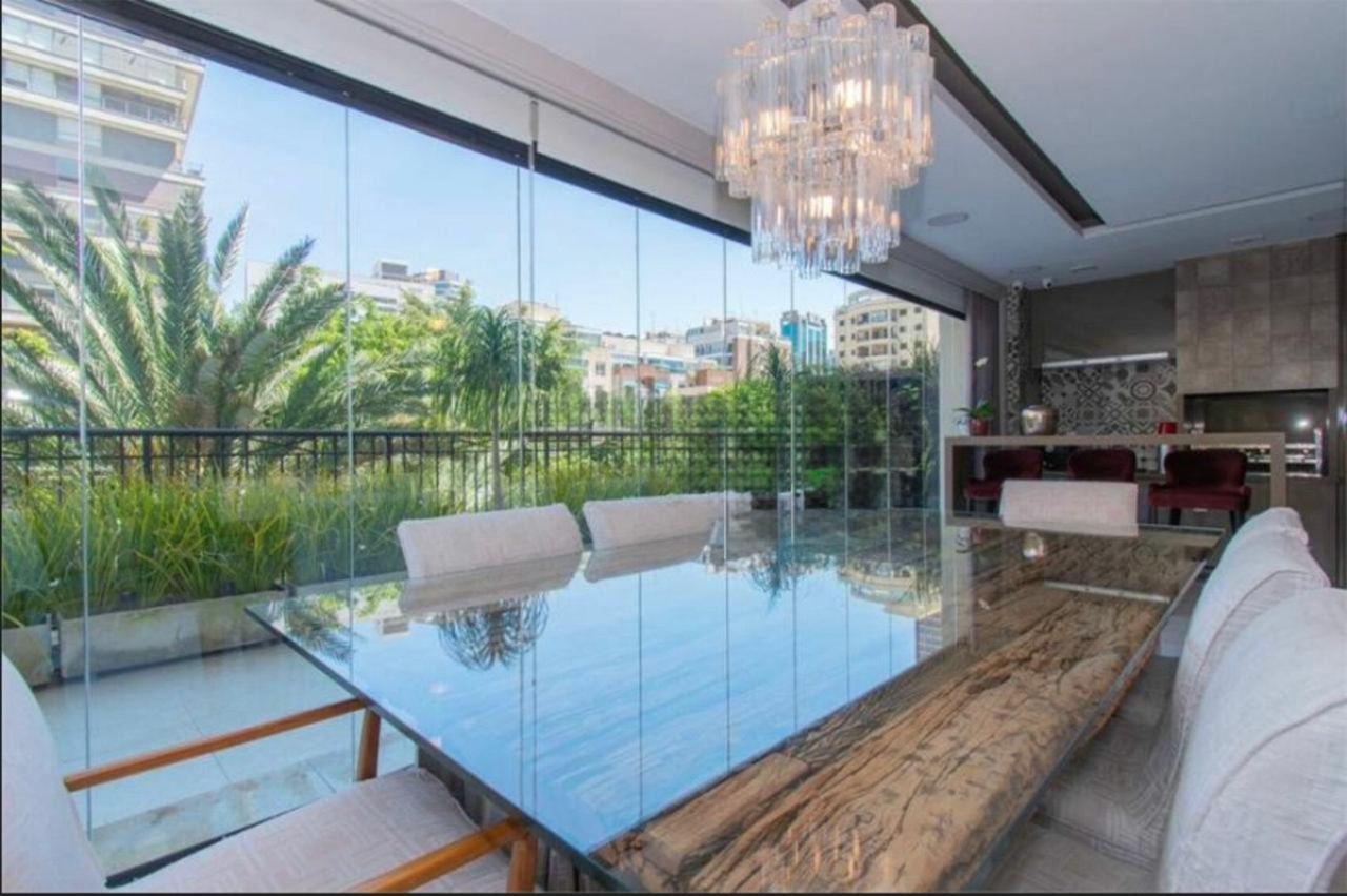 Apartamento, 4 quartos, 250 m² - Foto 1
