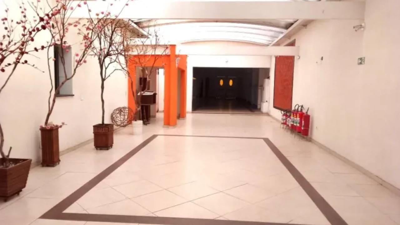 Loja-Salão, 693 m² - Foto 1
