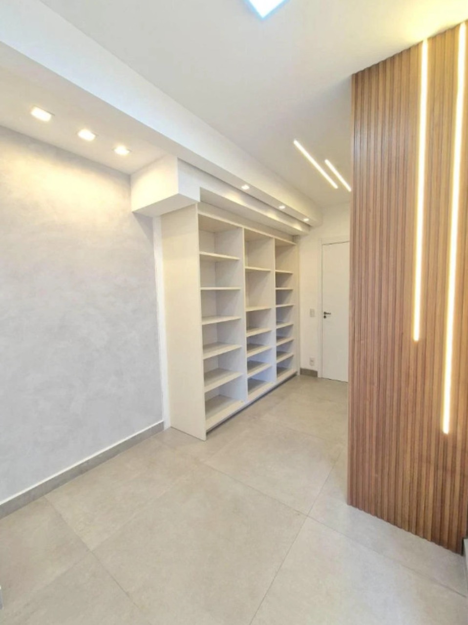 Apartamento, 3 quartos, 160 m² - Foto 2