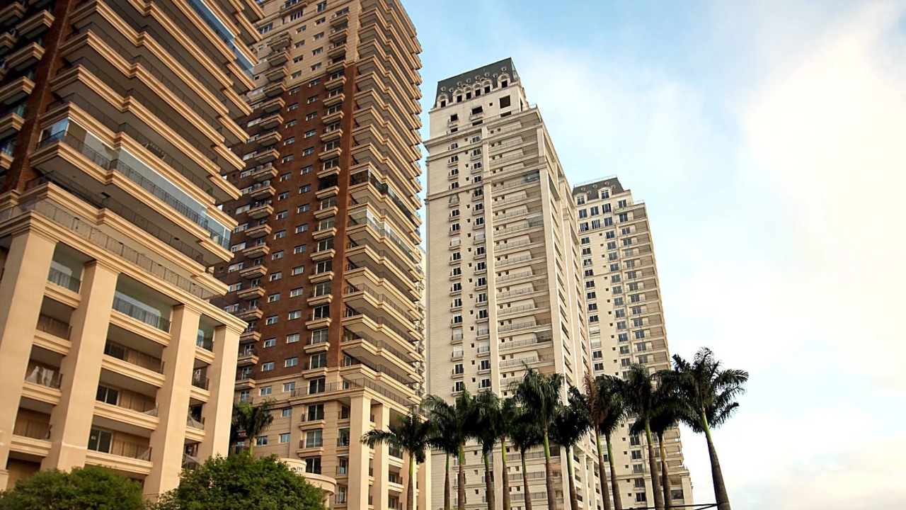 Apartamento, 3 quartos, 308 m² - Foto 1