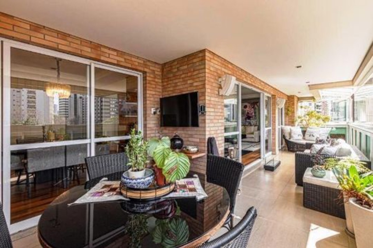 Apartamento, 4 quartos, 250 m² - Foto 1