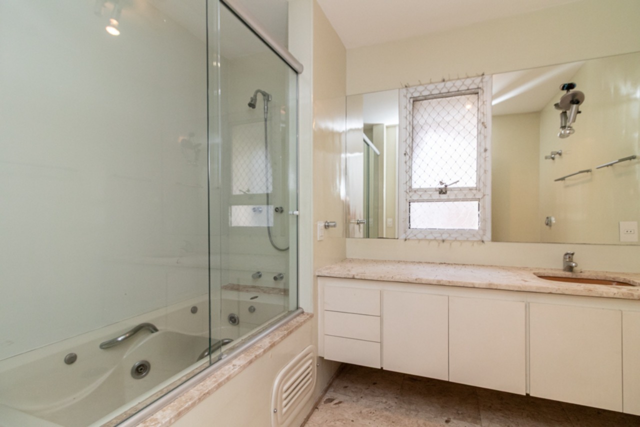 Apartamento, 3 quartos, 230 m² - Foto 13