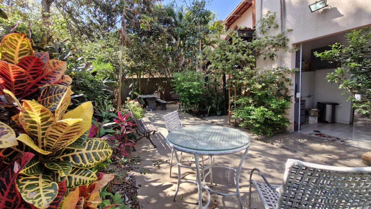 Casa, 4 quartos, 350 m² - Foto 17