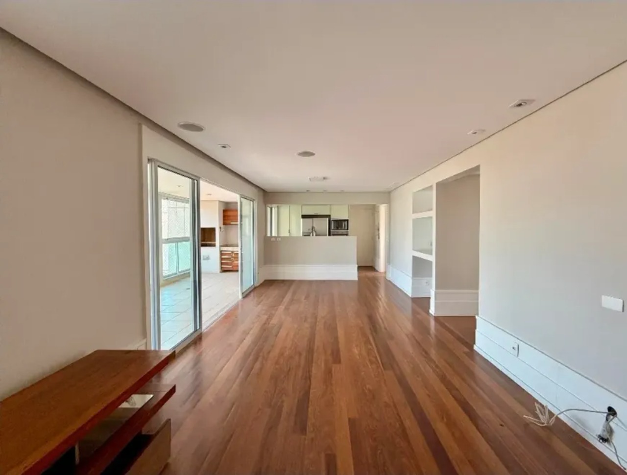 Apartamento, 3 quartos, 140 m² - Foto 1