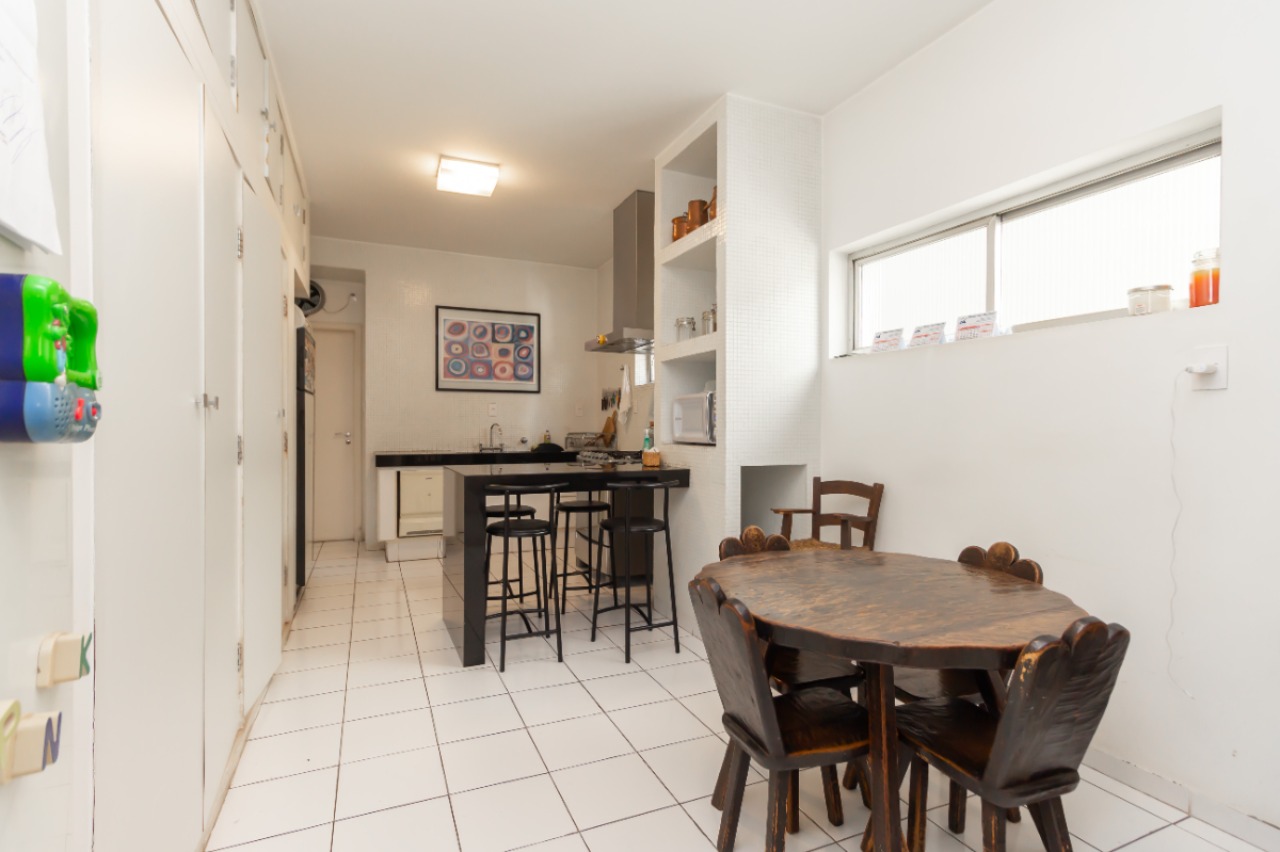 Apartamento, 3 quartos, 260 m² - Foto 13