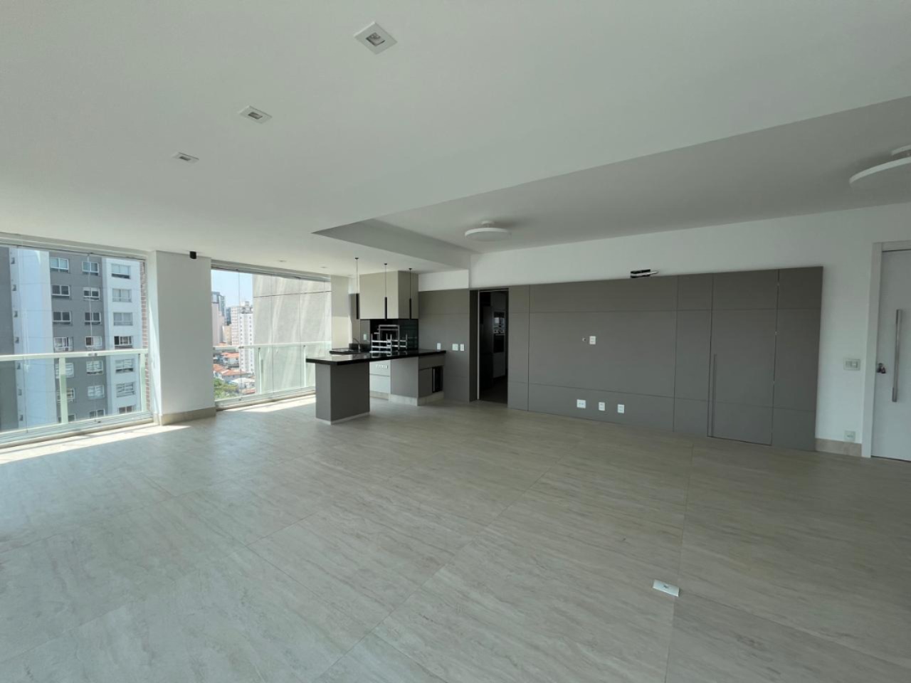Apartamento, 3 quartos, 200 m² - Foto 2