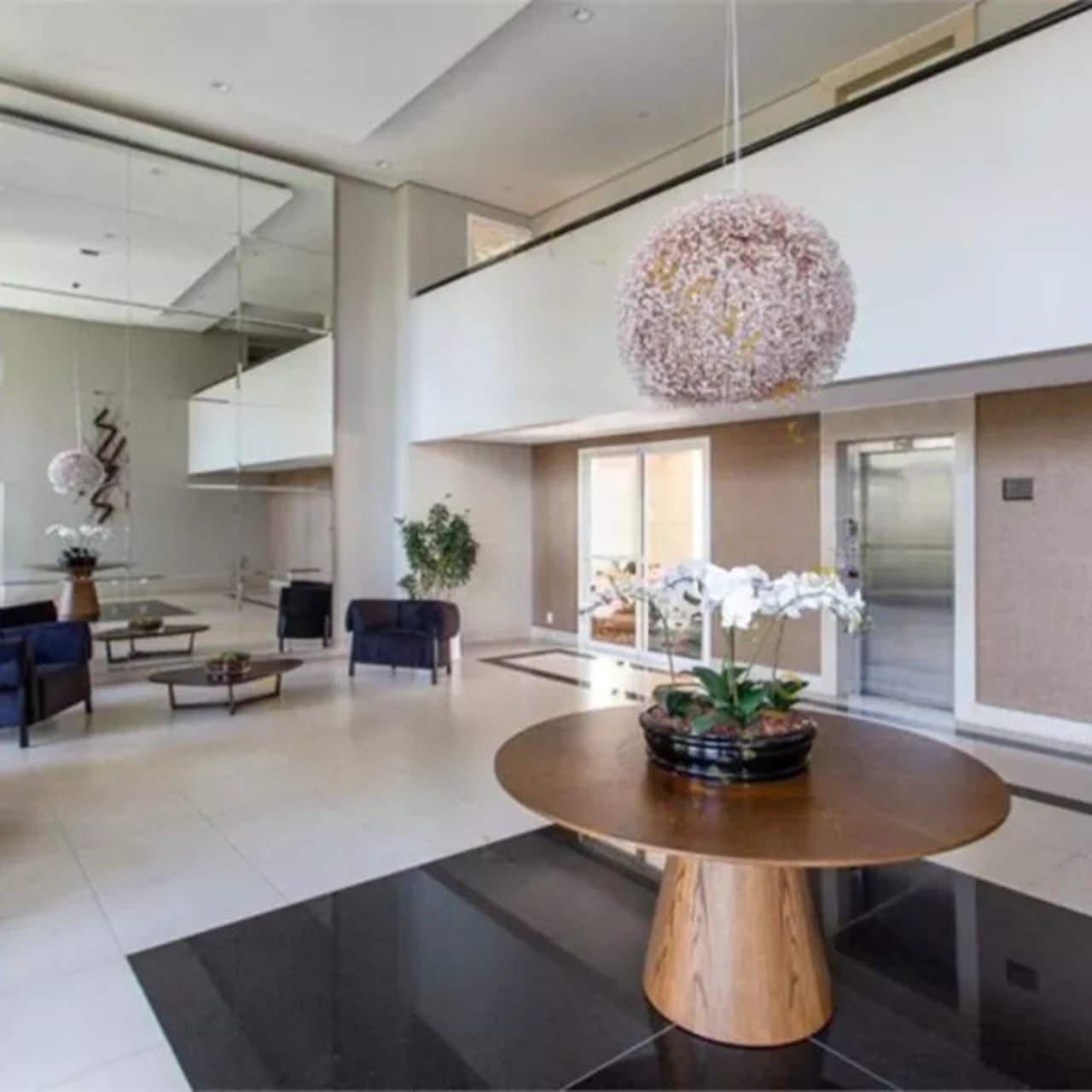 Apartamento, 4 quartos, 240 m² - Foto 1