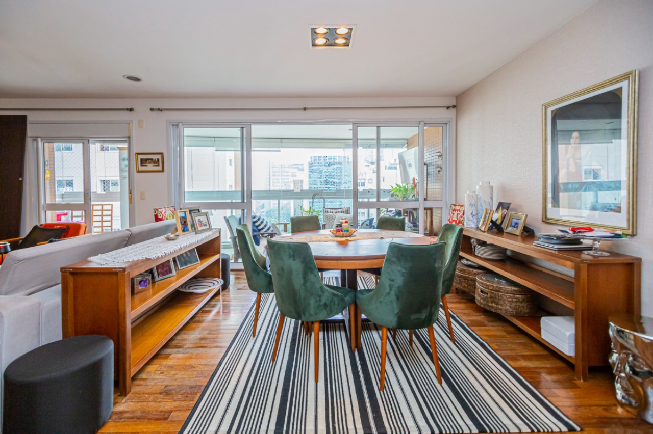 Apartamento, 3 quartos, 130 m² - Foto 2