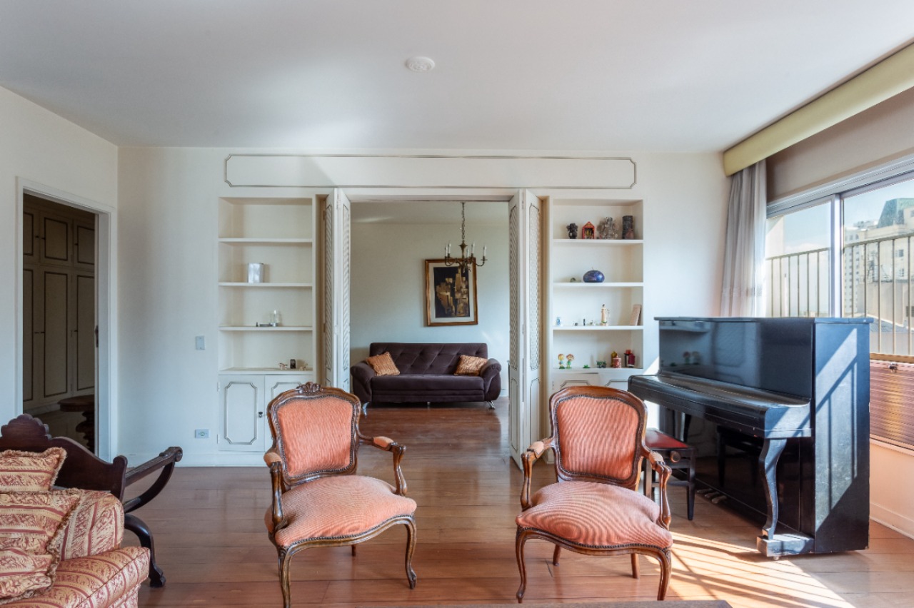 Apartamento, 3 quartos, 240 m² - Foto 2