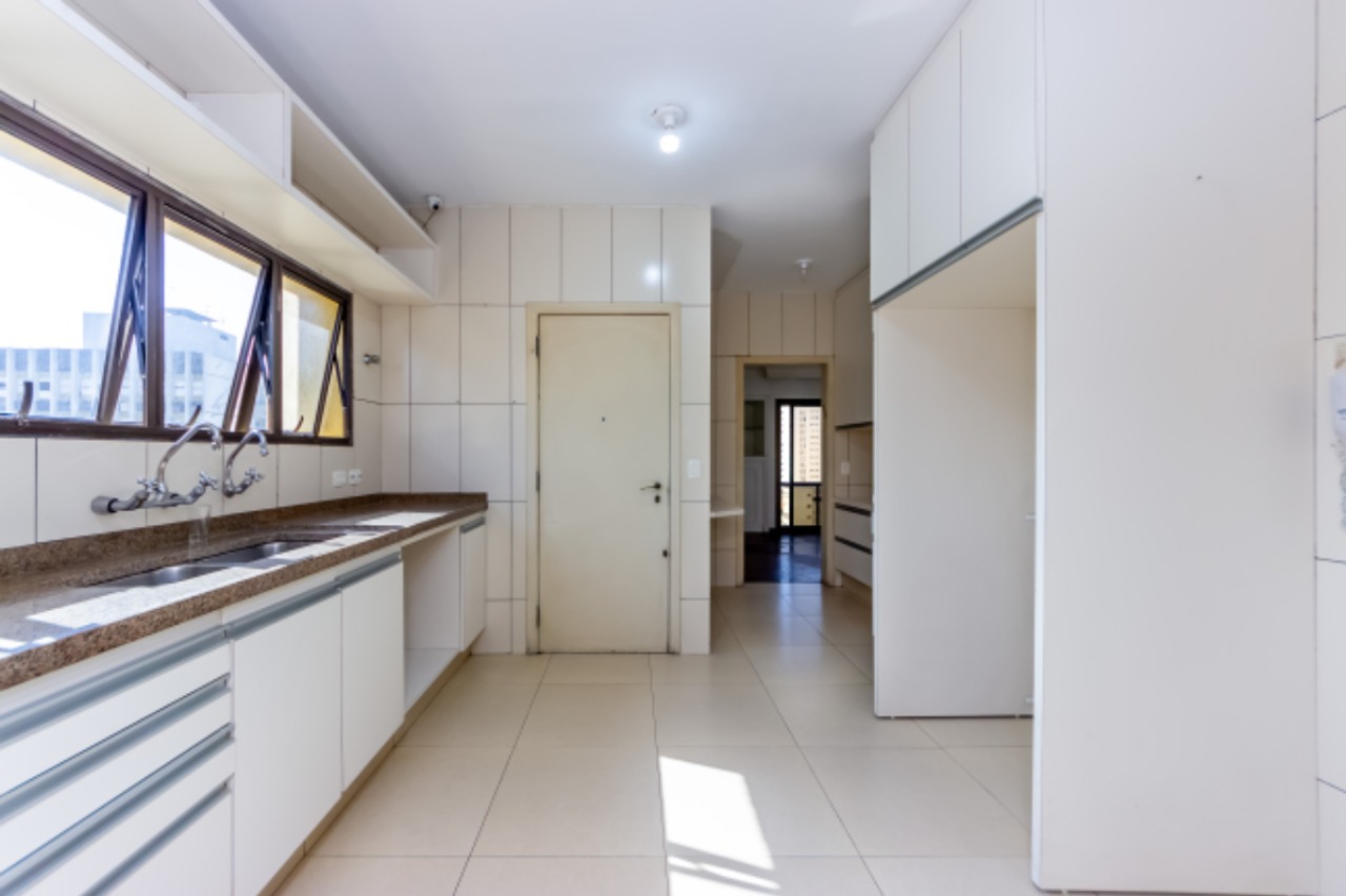 Apartamento, 4 quartos, 270 m² - Foto 12