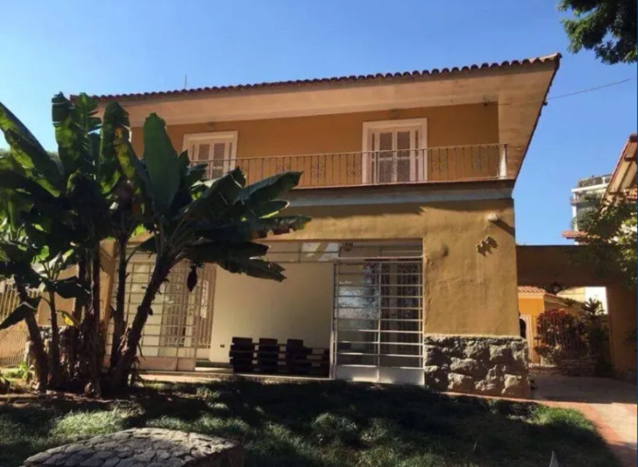 Casa, 6 quartos, 350 m² - Foto 1